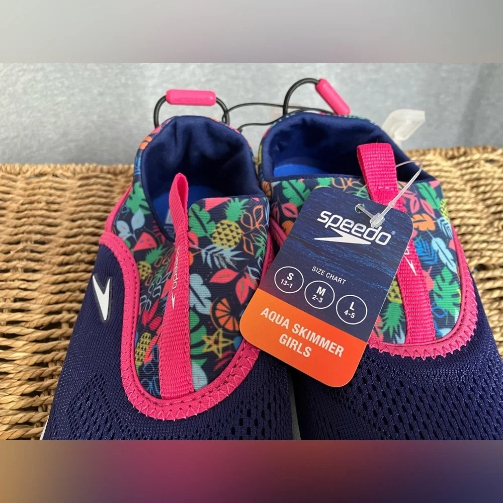 NWT - Speedo Kids' Water Shoes - Size Medium (2-3)
